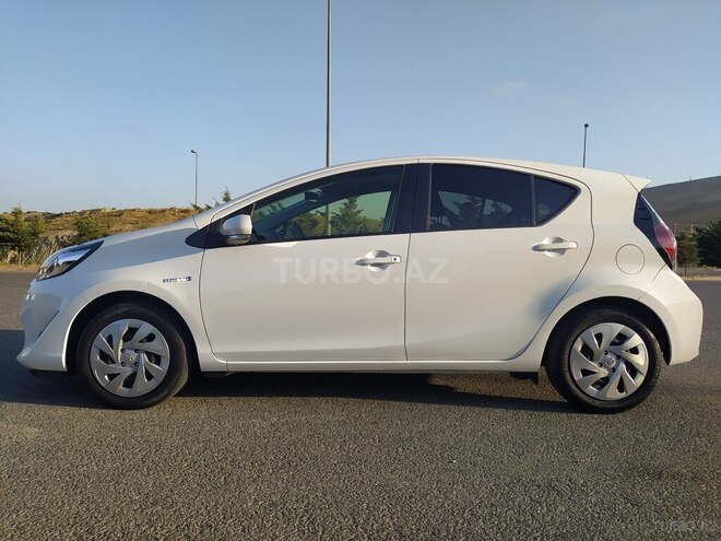 Toyota Aqua 2020, 110,000 km - 1.5 l - Bakı