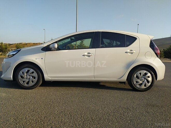 Toyota Aqua 2020, 110,000 km - 1.5 l - Bakı