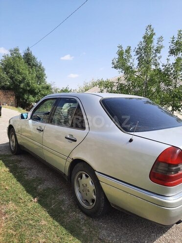 Mercedes C 180 1994, 300,000 km - 1.8 l - Şamaxı