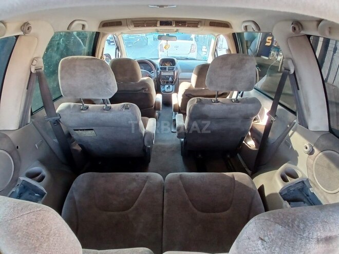Mitsubishi Chariot 2001, 220,000 km - 2.4 l - Bakı