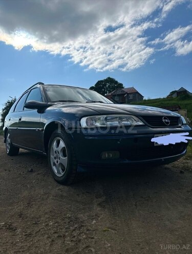 Opel Vectra 1999, 280,000 km - 1.8 l - Gədəbəy