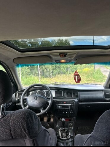 Opel Vectra 1999, 280,000 km - 1.8 l - Gədəbəy