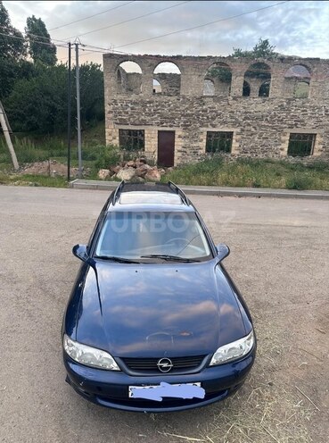 Opel Vectra 1999, 280,000 km - 1.8 l - Gədəbəy