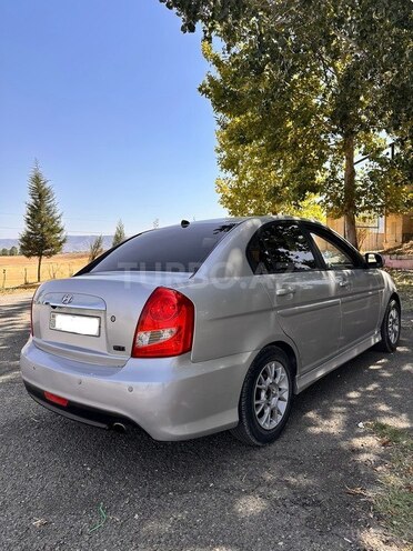 Hyundai Accent 2009, 383,711 km - 1.5 л - Tovuz