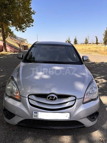 Hyundai Accent 2009, 383,711 km - 1.5 л - Tovuz