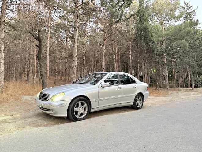 Mercedes C 220 2000, 520,000 km - 2.2 л - Bakı