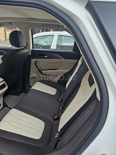 Bestune T77 2024, 11,800 km - 1.5 л - Bakı