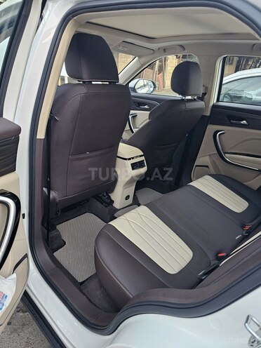 Bestune T77 2024, 11,800 km - 1.5 л - Bakı