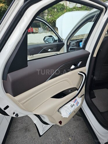 Bestune T77 2024, 11,800 km - 1.5 л - Bakı