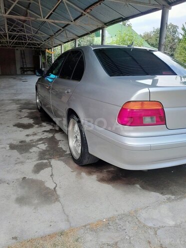 BMW 525 2001, 240,000 km - 2.5 l - Bakı