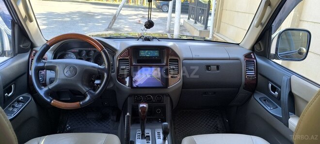 Mitsubishi Pajero 2006, 363,311 km - 3.0 л - Bakı