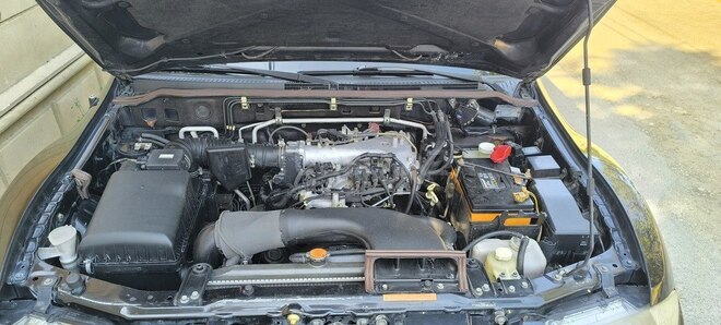 Mitsubishi Pajero 2006, 363,311 km - 3.0 л - Bakı