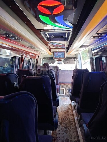 Mercedes Sprinter 315 2009, 580,000 km - 2.2 l - Qazax