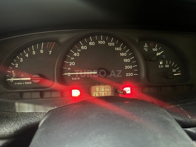 Opel Vectra 1998, 270,000 km - 1.6 l - Gəncə