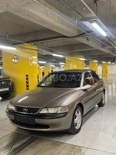Opel Vectra 1998, 270,000 km - 1.6 l - Gəncə