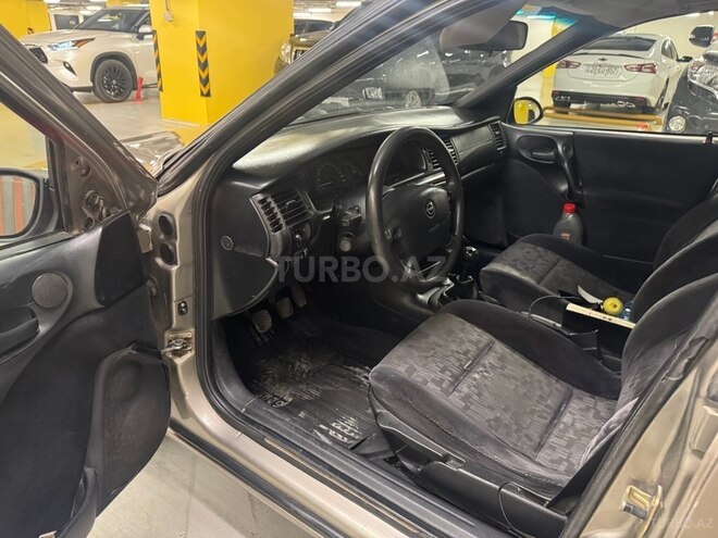 Opel Vectra 1998, 270,000 km - 1.6 l - Gəncə