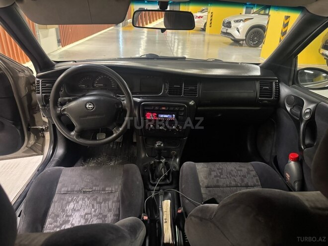 Opel Vectra 1998, 270,000 km - 1.6 l - Gəncə