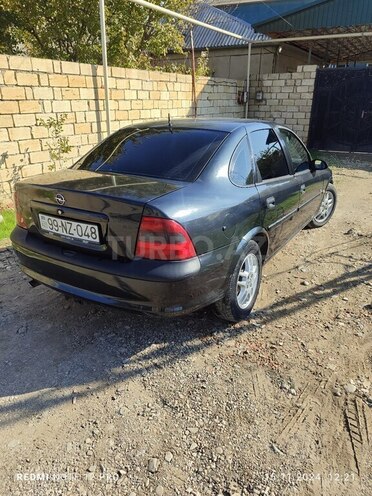 Opel Vectra 1996, 421,000 km - 1.8 l - Bakı