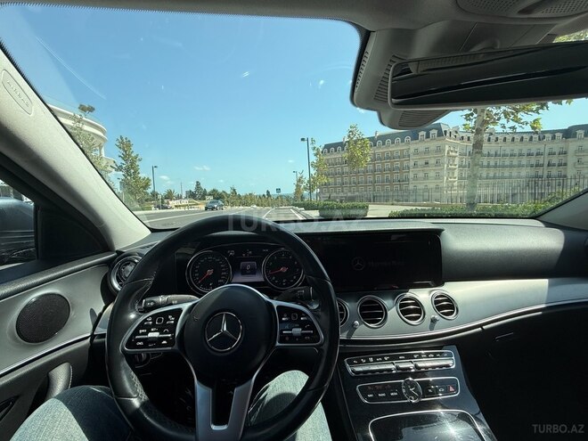 Mercedes E 200 4MATIC 2019, 88,000 km - 2.0 l - Bakı