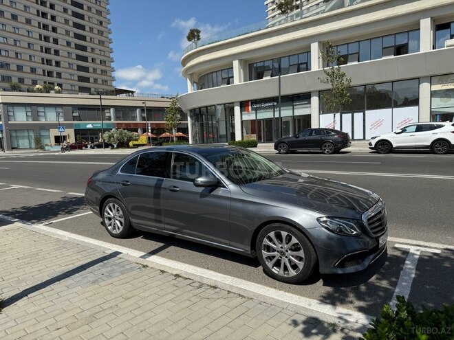 Mercedes E 200 4MATIC 2019, 88,000 km - 2.0 l - Bakı