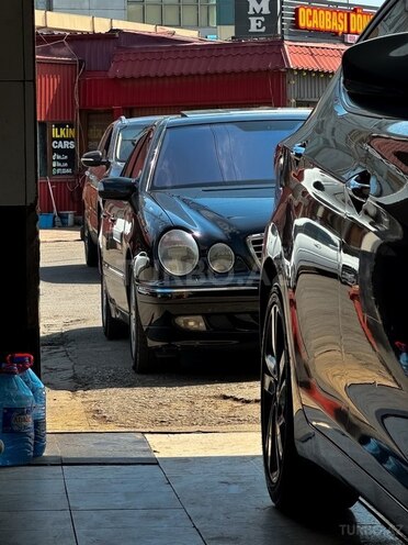 Mercedes E 280 2000, 229,000 km - 2.8 l - Bakı