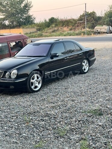 Mercedes E 280 2000, 229,000 km - 2.8 l - Bakı