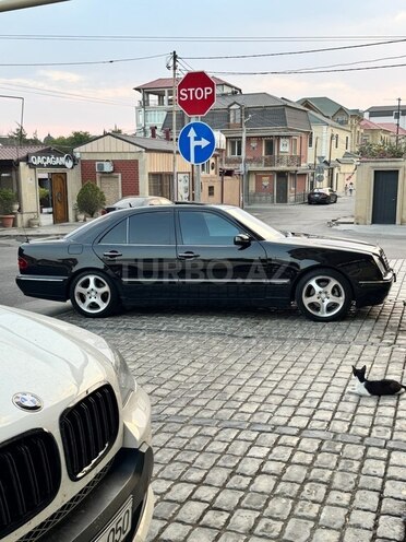 Mercedes E 280 2000, 229,000 km - 2.8 l - Bakı
