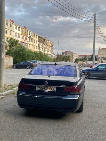 BMW 745 2004, 330,000 km - 4.4 l - Sumqayıt