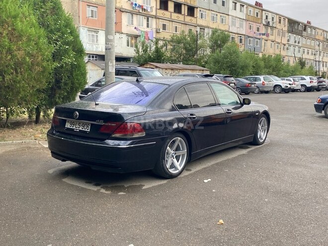 BMW 745 2004, 330,000 km - 4.4 l - Sumqayıt