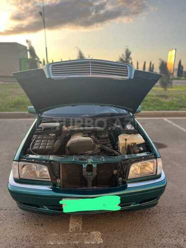 Mercedes C 180 2000, 272,000 km - 1.8 l - Gəncə