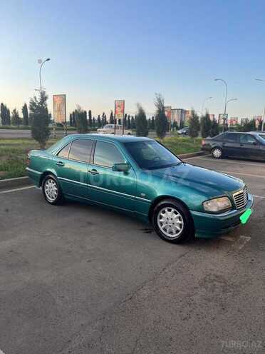 Mercedes C 180 2000, 272,000 km - 1.8 l - Gəncə
