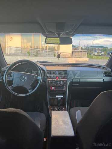 Mercedes C 180 2000, 272,000 km - 1.8 l - Gəncə