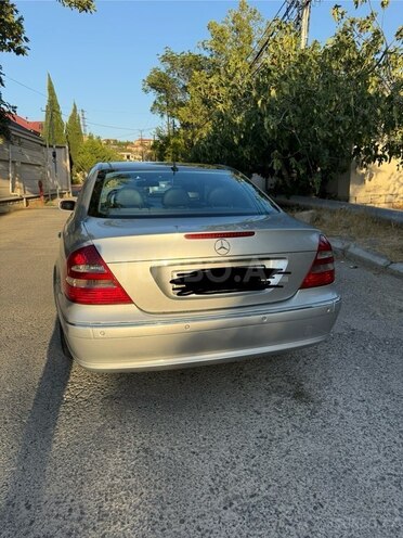 Mercedes E 240 2003, 265,822 km - 2.6 l - Bakı