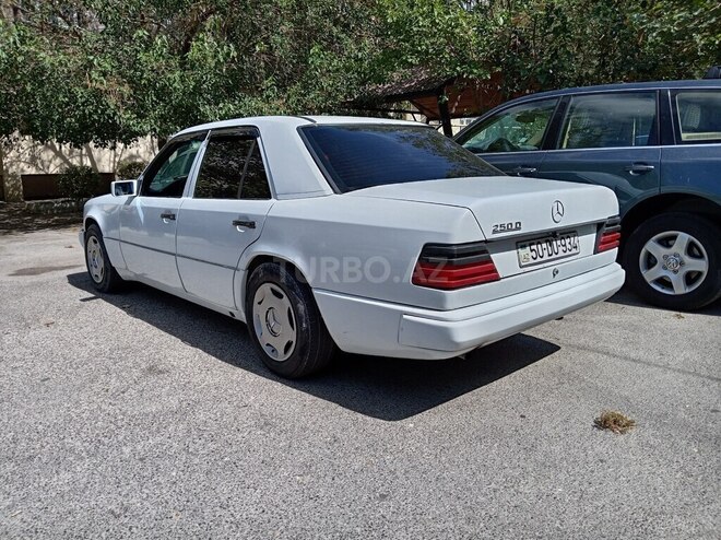Mercedes 250 D 1990, 325,000 km - 2.5 l - Sumqayıt