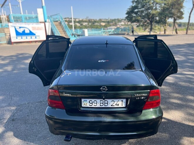 Opel Vectra 1999, 325,544 km - 1.6 l - Quba