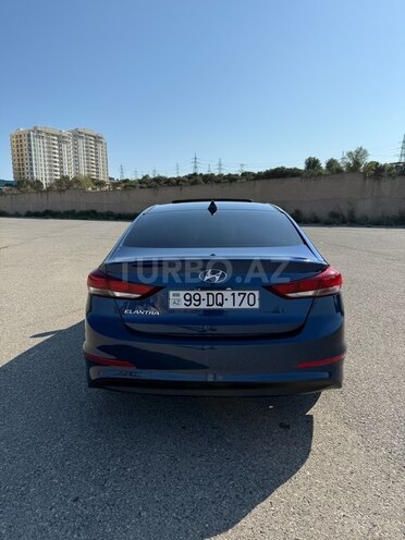 Hyundai Elantra 2016, 120,701 km - 2.0 l - Bakı