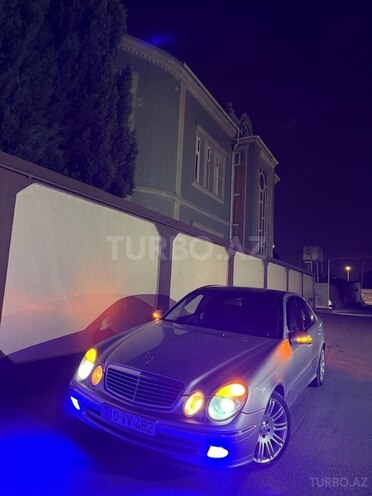 Mercedes E 240 2002, 277,000 km - 2.6 l - Bakı