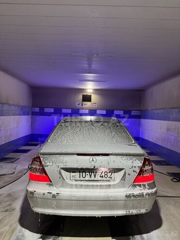 Mercedes E 240 2002, 277,000 km - 2.6 l - Bakı