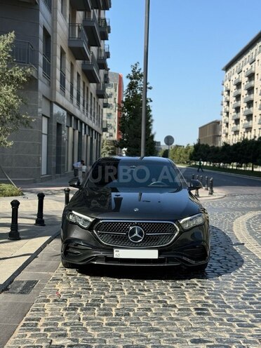 Mercedes E 300 e 2024, 15,000 km - 2.0 l - Bakı