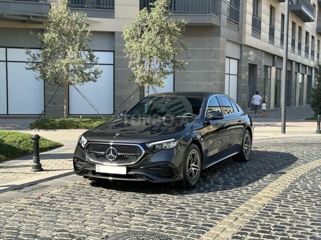 Mercedes E 300 e 2024, 15,000 km - 2.0 l - Bakı