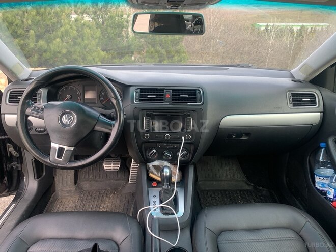 Volkswagen Jetta 2011, 282,000 km - 2.5 l - Bakı