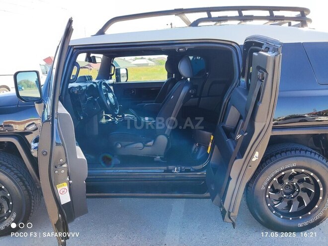 Toyota FJ Cruiser 2013, 188,500 km - 4.0 l - Bakı