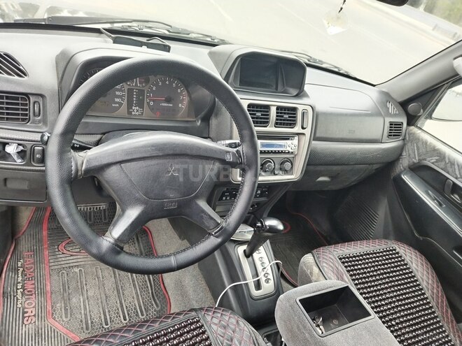 Mitsubishi Pajero io 1999, 335,000 km - 1.8 л - Gəncə
