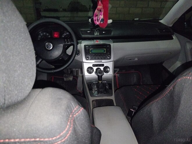 Volkswagen Passat 2005, 410,759 km - 2.0 l - Salyan