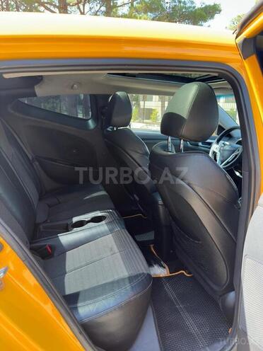 Hyundai Veloster 2011, 135,000 km - 1.6 l - Sumqayıt