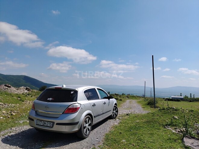 Opel Astra 2004, 172,000 km - 1.4 l - Bakı