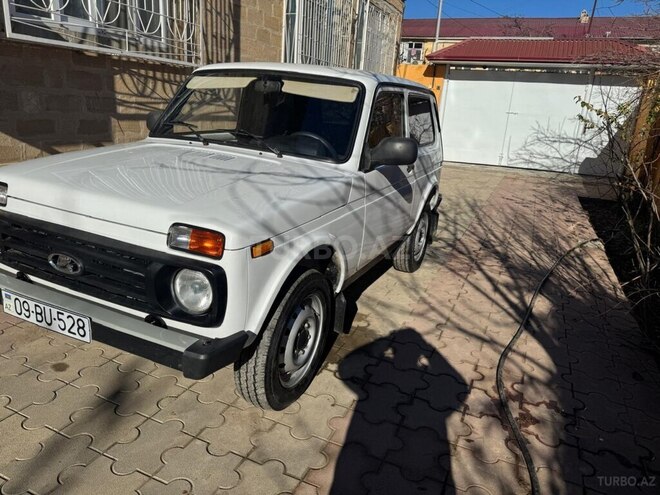 LADA (VAZ) Niva 2010, 163,000 km - 1.7 л - Salyan