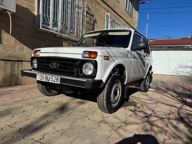 LADA (VAZ) Niva 2010, 163,000 km - 1.7 л - Salyan
