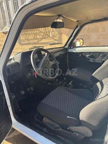 LADA (VAZ) Niva 2010, 163,000 km - 1.7 л - Salyan