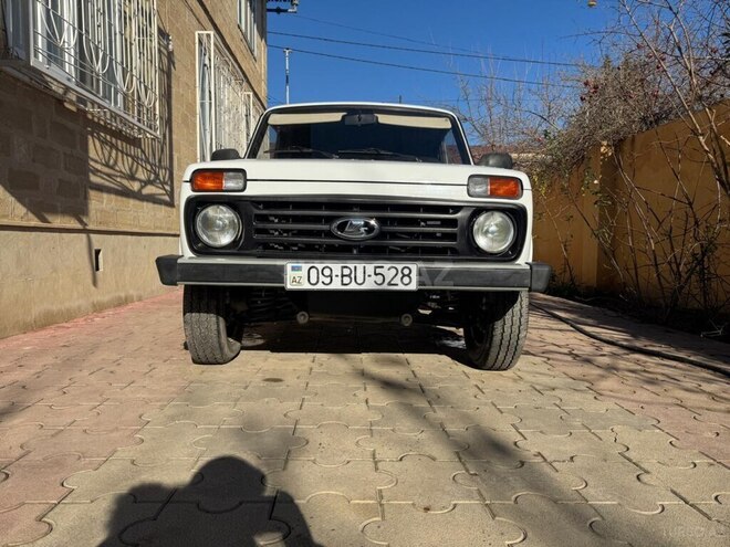 LADA (VAZ) Niva 2010, 163,000 km - 1.7 л - Salyan